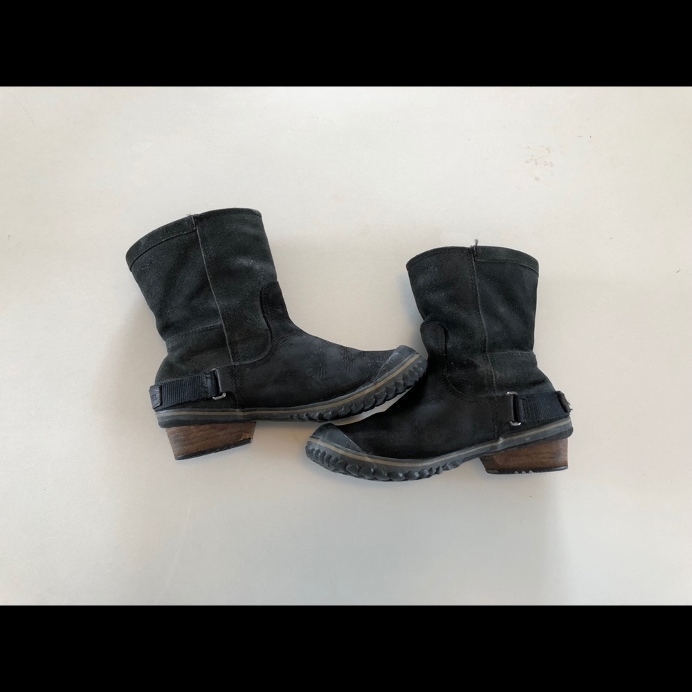 Sorel pull on boots